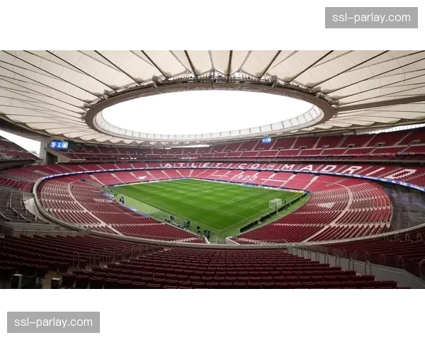 马竞在万达大都会球场加宽广告牌距边线距离，以应对对手快发边线球战术