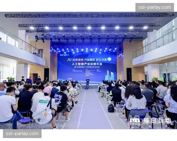 深度报道:美国资本“平静”收购浪潮下的意甲中小俱乐部生存图景 深度报道:美国资本“平静”收购浪潮下的意甲中小俱乐部生存图景